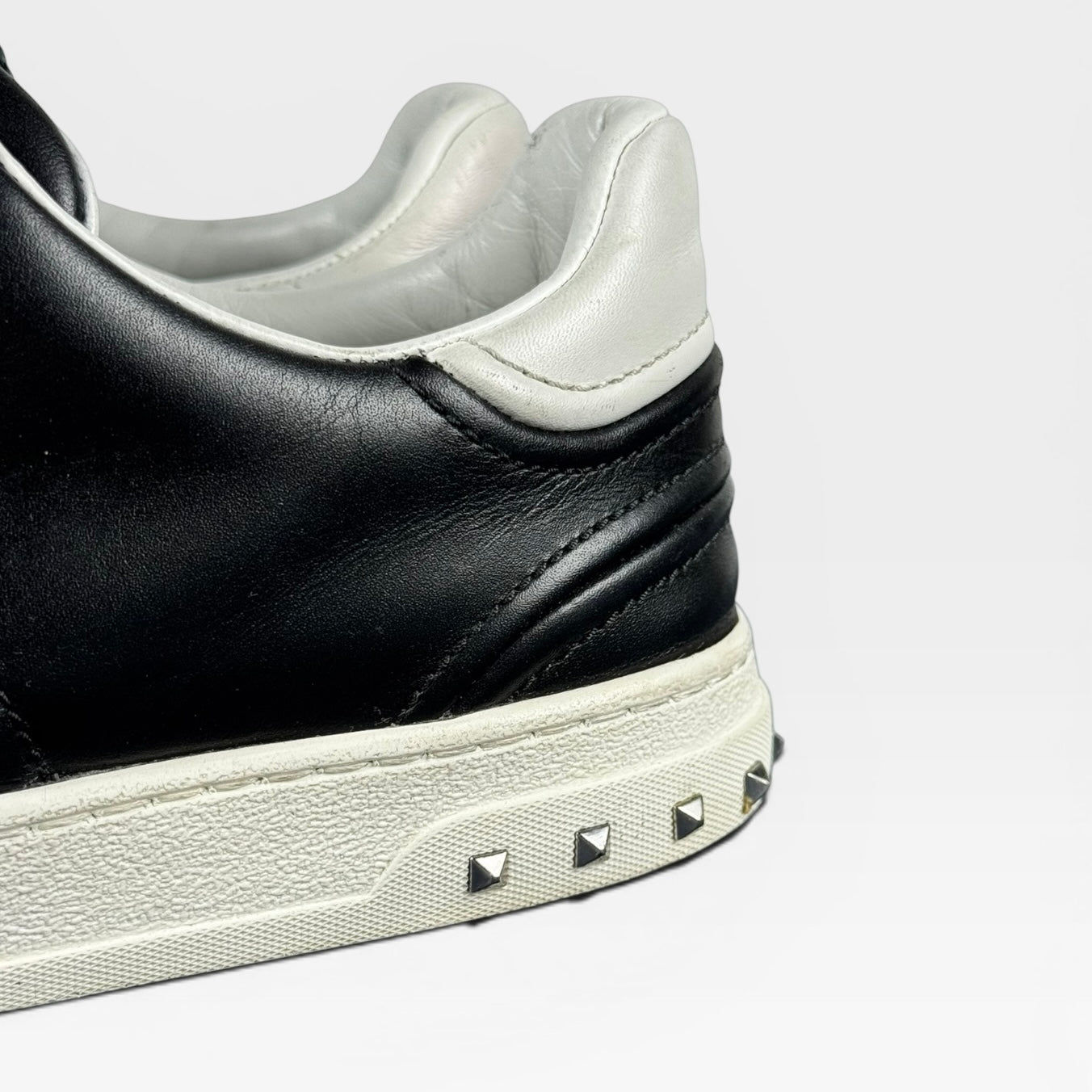 Valentino Flycrew