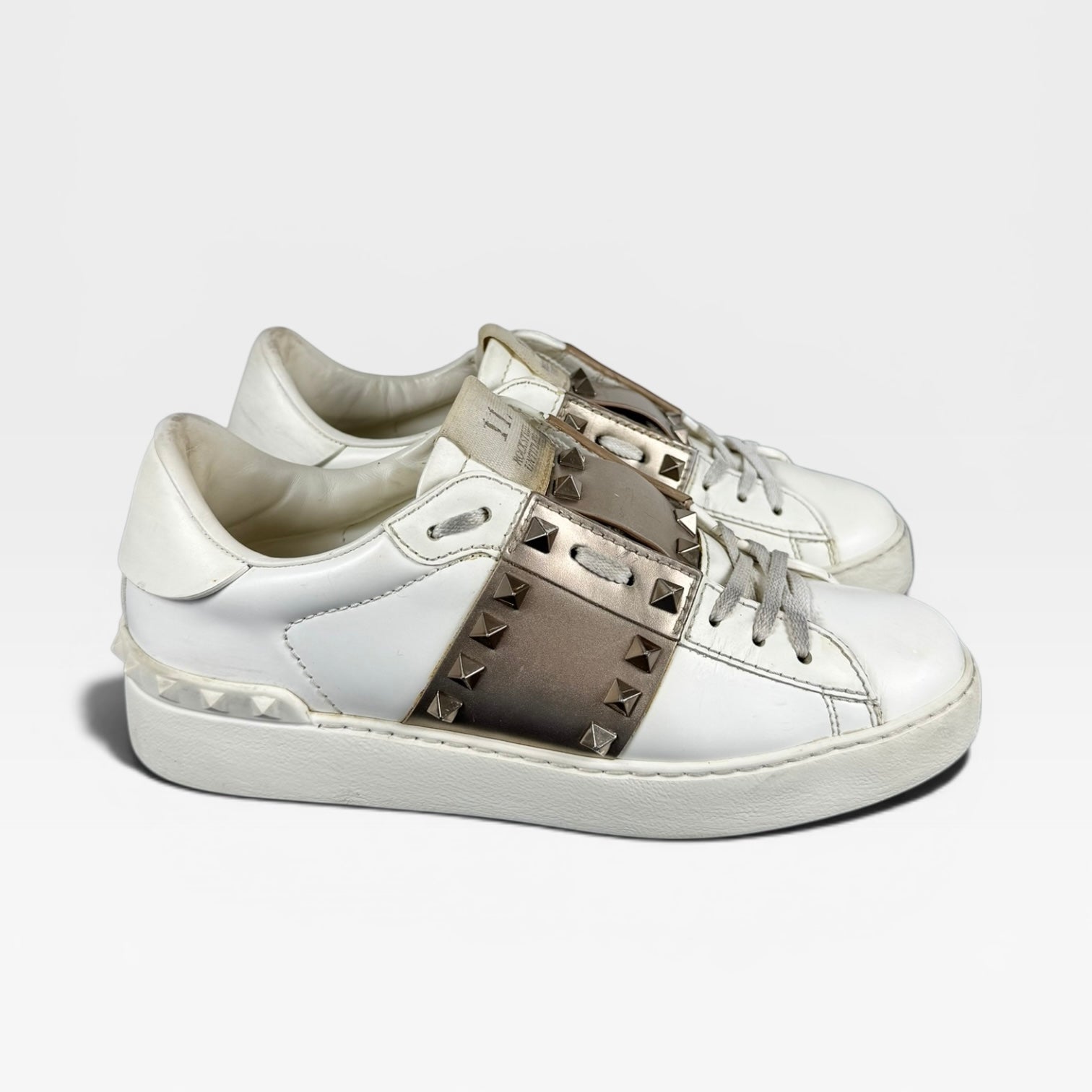 Valentino Rockstud