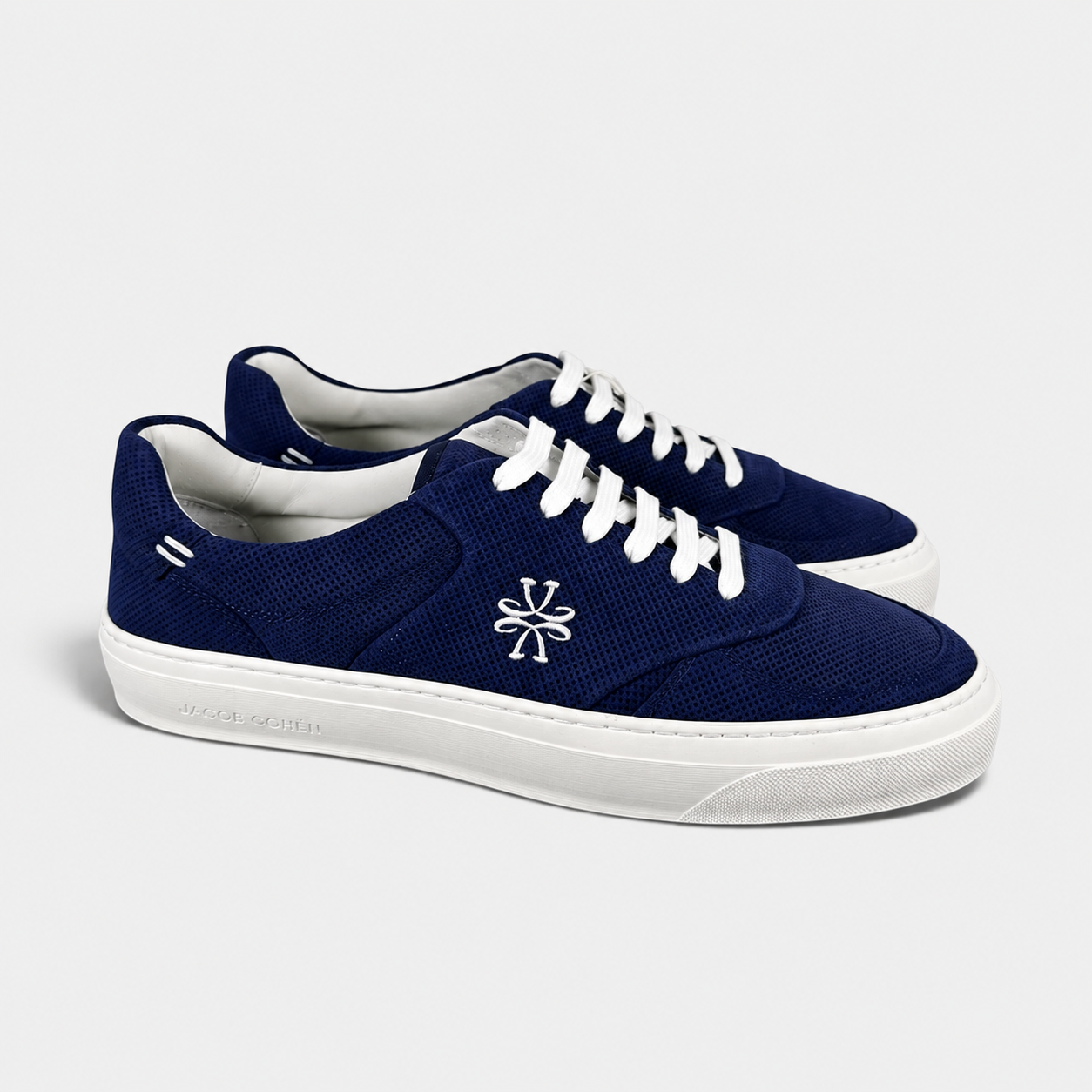 Jacob Cohën Dreamer sneaker in navy, side view #Color_Navy